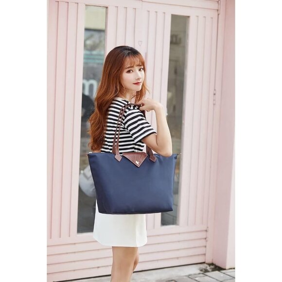 Waterproof Nylon Tote Bag for Women Large Foldable Shoulder Bag for Travel Use - Picture 6 of 6